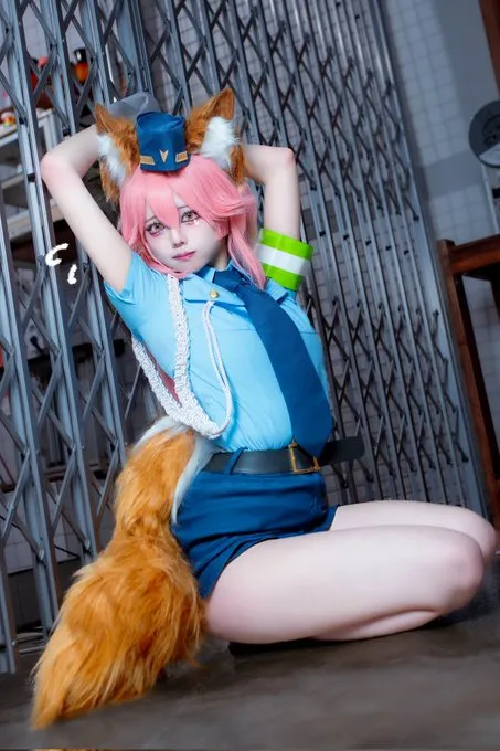 玉藻前警服.ver｜這個眼神...